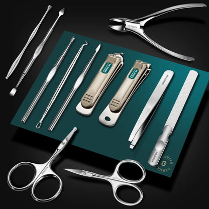 MR.GREEN 12-in-1 Nail Clipper & Grooming Kit